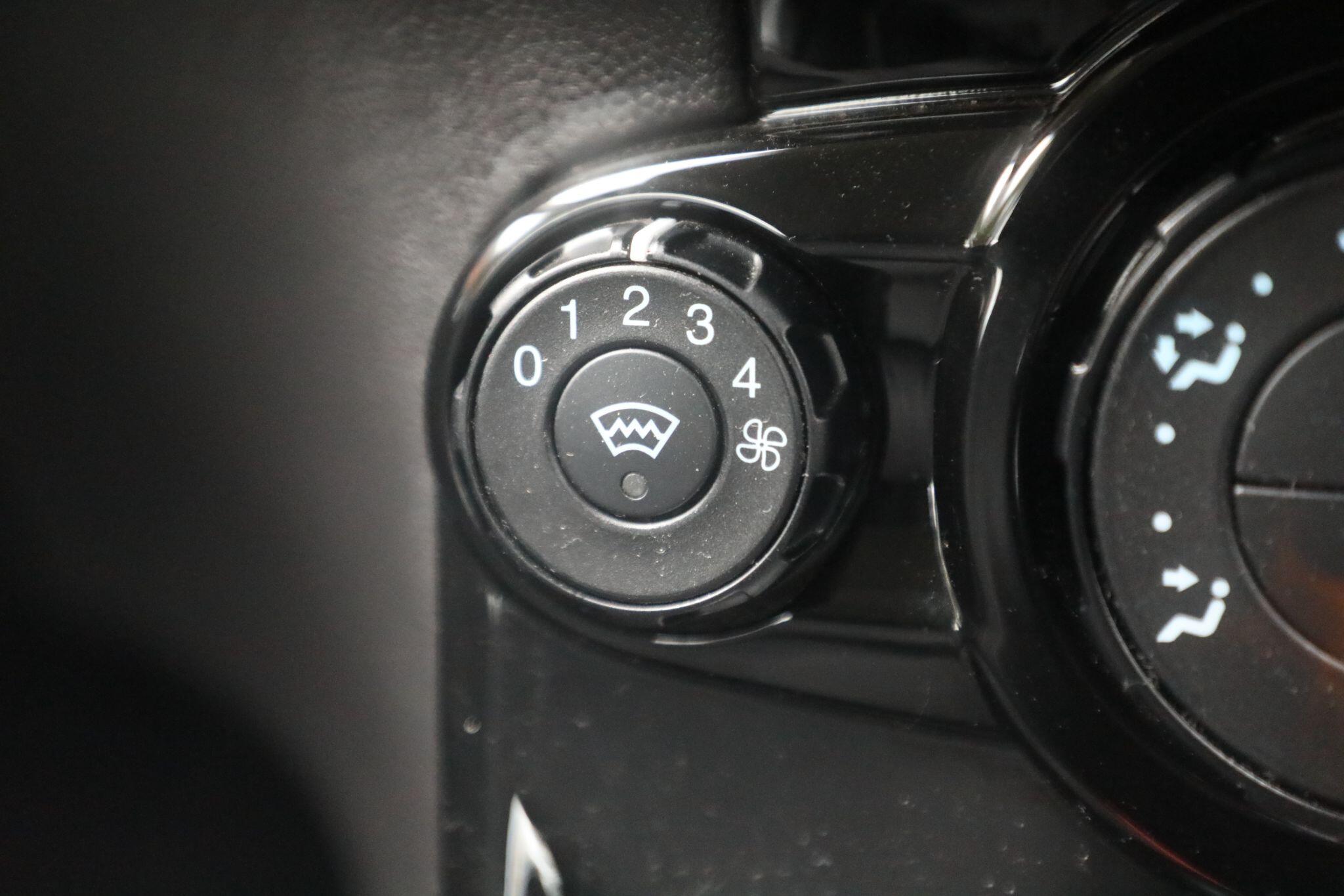 Large vehicle image